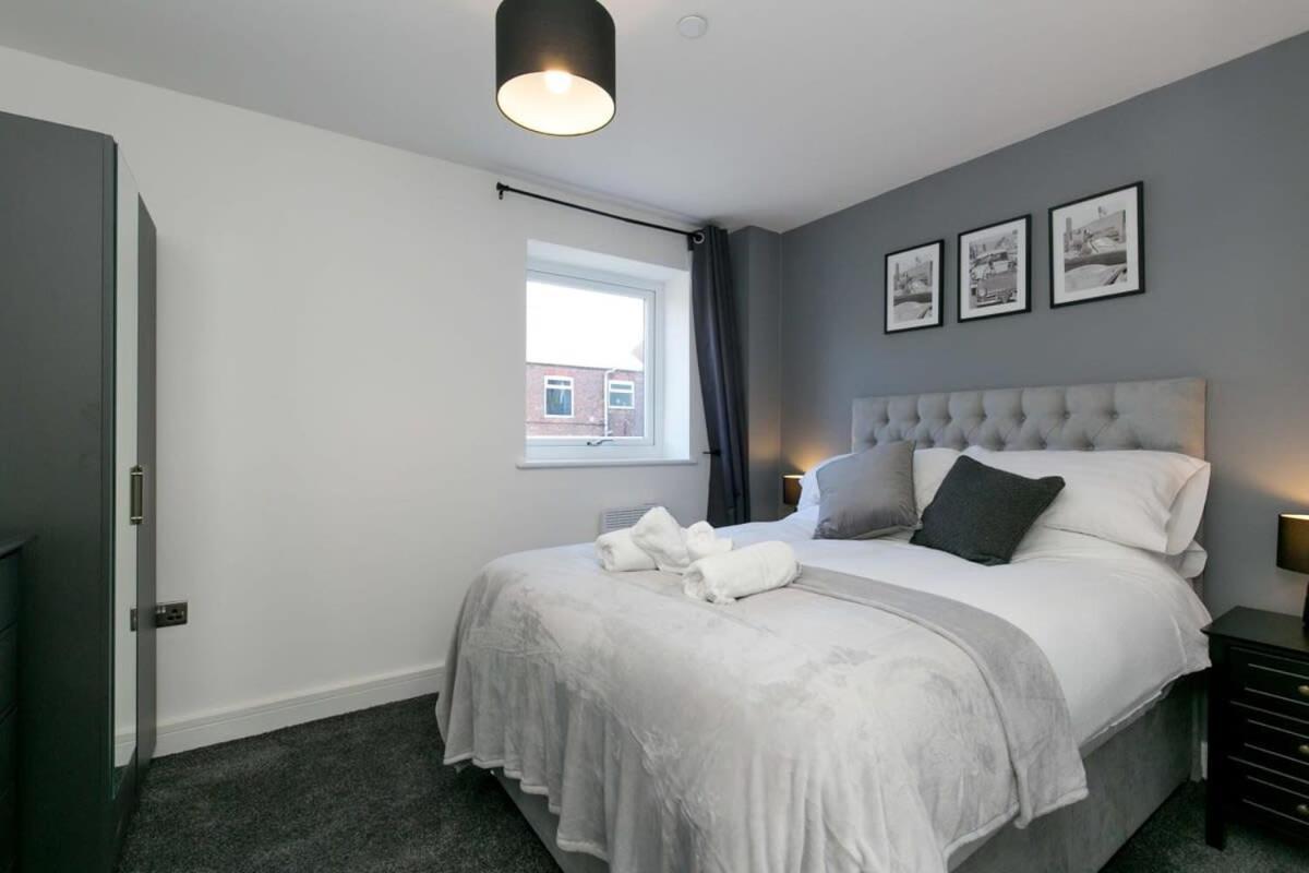 Stunning 2 Bedroom Apartment In Wallasey Kültér fotó